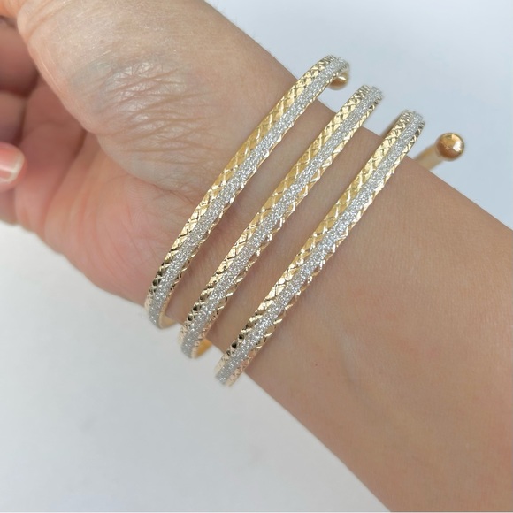 Vintage Spiral Gold Tone Bangle Glitters Three Layers 8” - Picture 7 of 8
